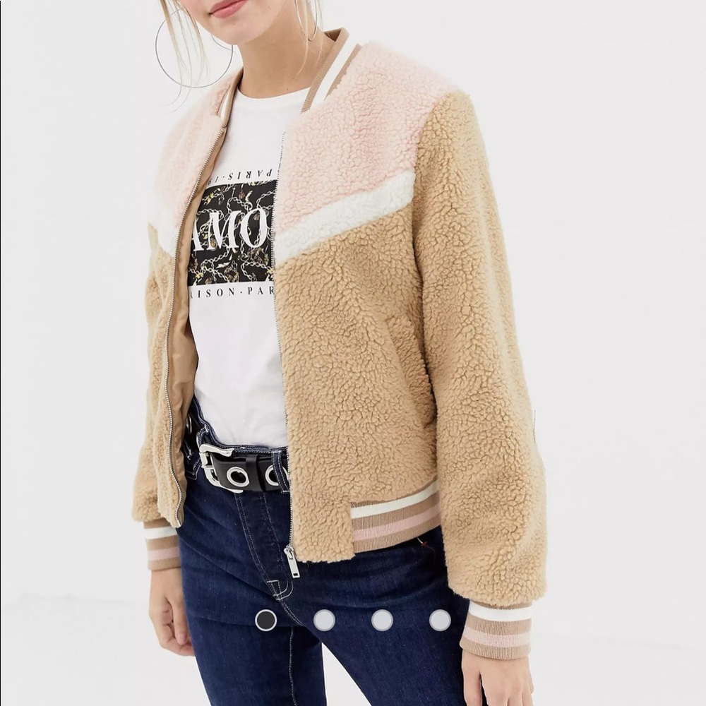 Pull and bear Sherpa bomber